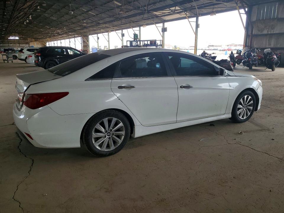 Photo 3 from auction – 2014 HYUNDAI SONATA SE with VIN 5NPEC4AC6EH899809
