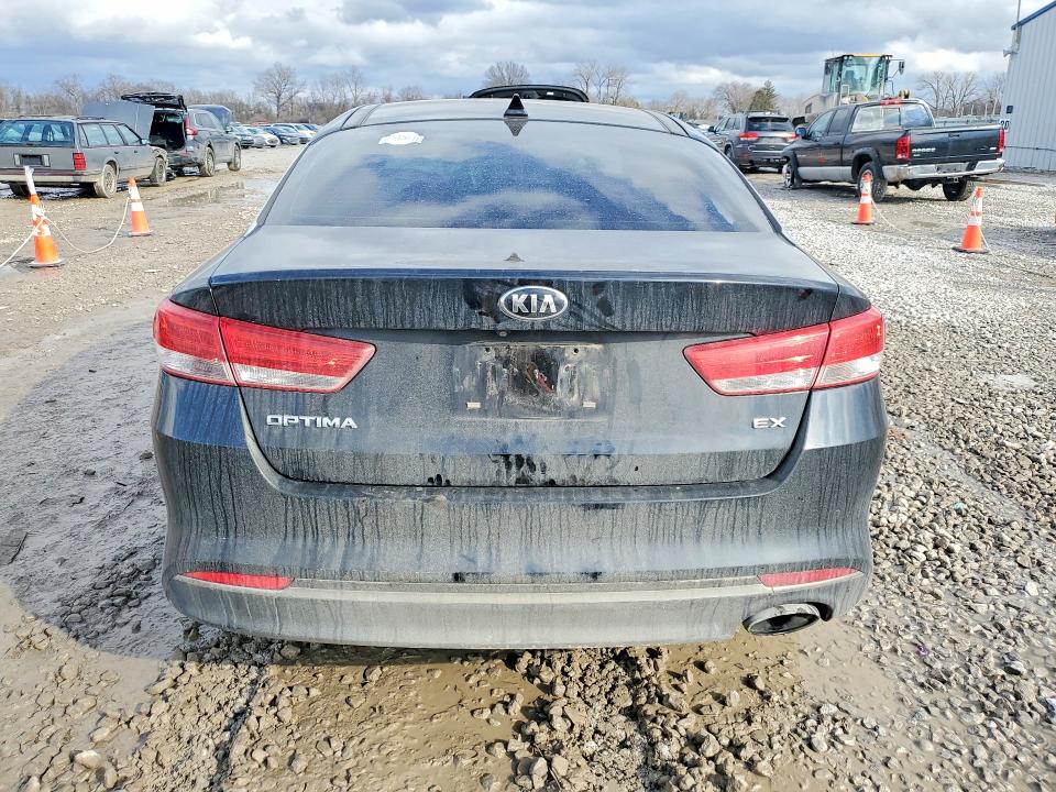 Photo 6 from auction – 2016 KIA OPTIMA with VIN 5XXGU4L31GG007984