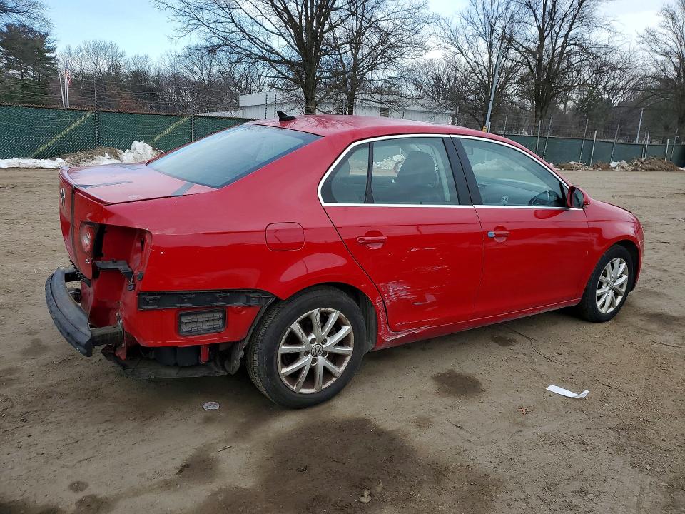 Photo 3 from auction – 2010 VOLKSWAGEN JETTA with VIN 3VWRZ7AJ4AM054183