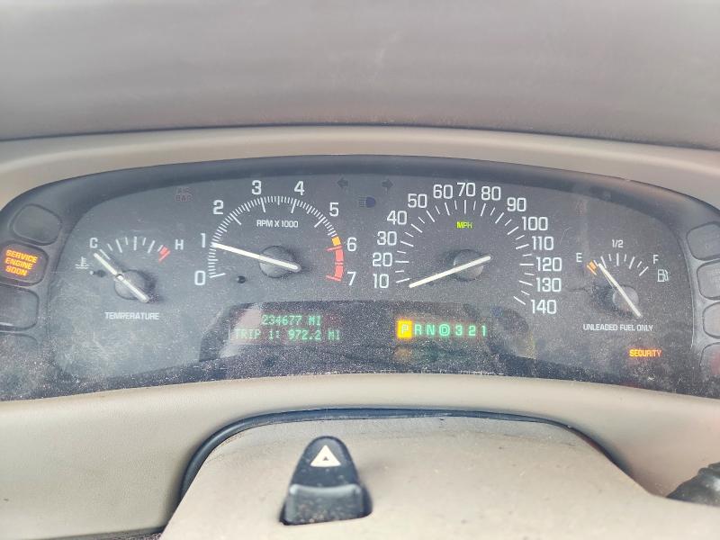 Photo 9 from auction – 2000 BUICK PARK AVENUE with VIN 1G4CU5211Y4133502