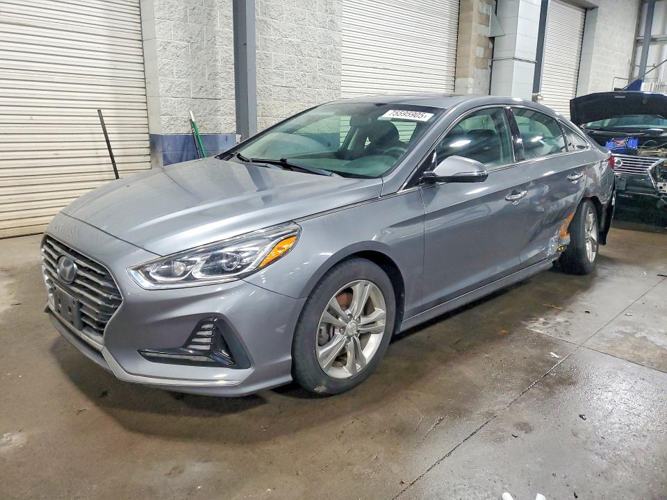 HYUNDAI SONATA SPO 2018 with VIN 5NPE34AF1JH636339 - Photo from auction
