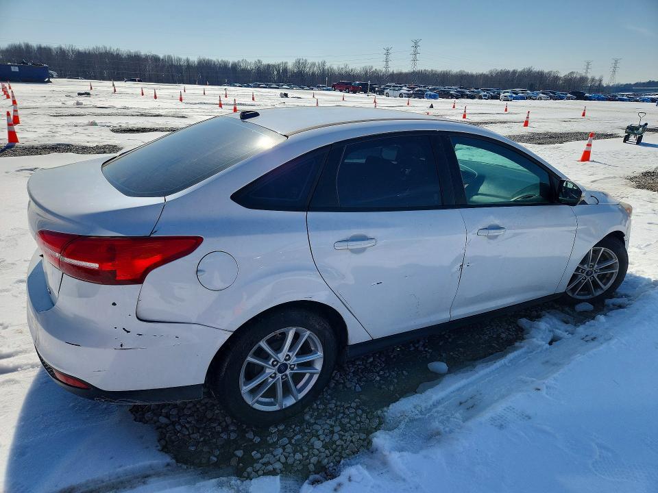 Photo 3 from auction – 2017 FORD FOCUS SE with VIN 1FADP3F25HL285656