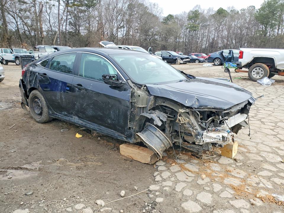 Photo 4 from auction – 2018 HONDA CIVIC with VIN 2HGFC2F53JH569195