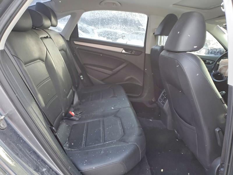 Photo 10 from auction – 2015 VOLKSWAGEN PASSAT SE with VIN 1VWBV7A39FC069043