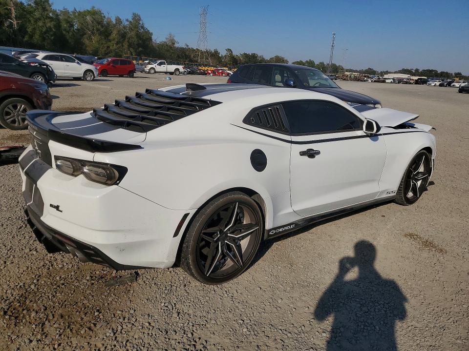 Photo 3 from auction – 2022 CHEVROLET CAMARO with VIN 1G1FF1R79N0100368