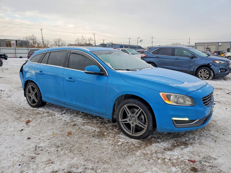 Photo 4 from auction – 2015 VOLVO V60 with VIN YV140MEC6F1197314