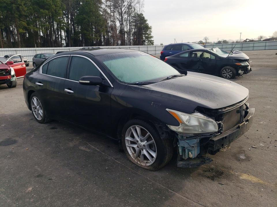 Photo 4 from auction – 2010 NISSAN MAXIMA with VIN 1N4AA5AP7AC874152