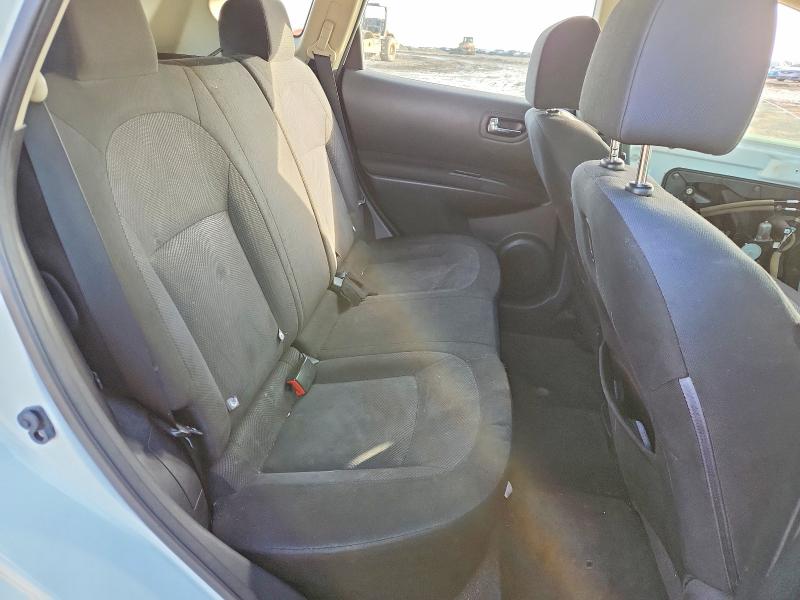 Photo 11 from auction – 2015 NISSAN ROGUE SELECT with VIN JN8AS5MT6FW671599