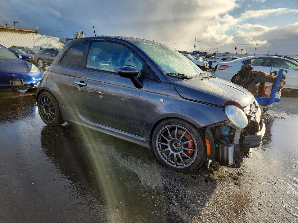 Photo 4 from auction – 2015 FIAT 500 with VIN 3C3CFFFH2FT690331