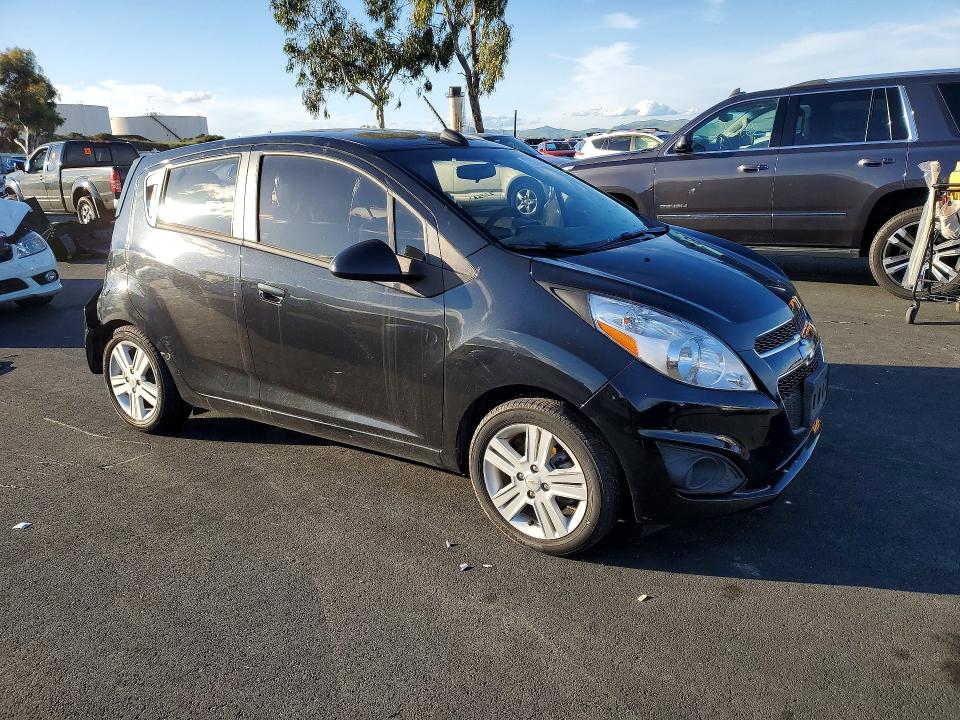 Photo 4 from auction – 2015 CHEVROLET SPARK with VIN KL8CD6S98FC752531