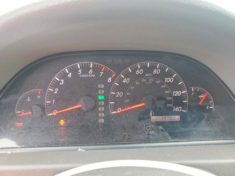 Photo 9 from auction – 2005 TOYOTA CAMRY LE with VIN 4T1BF30K35U601960