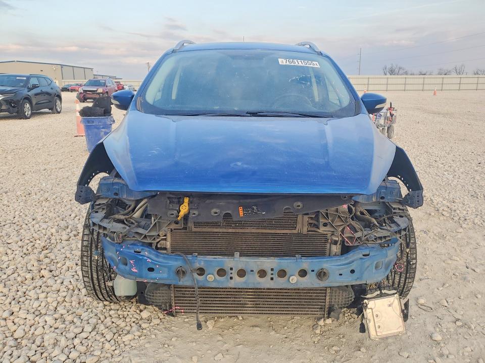 Photo 5 from auction – 2019 FORD ESCAPE with VIN 1FMCU0J94KUA82465