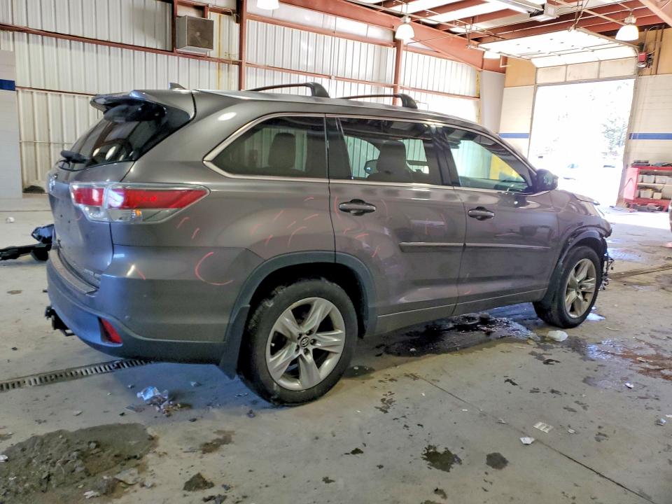 Photo 3 from auction – 2016 TOYOTA HIGHLANDER with VIN 5TDDKRFH4GS282020