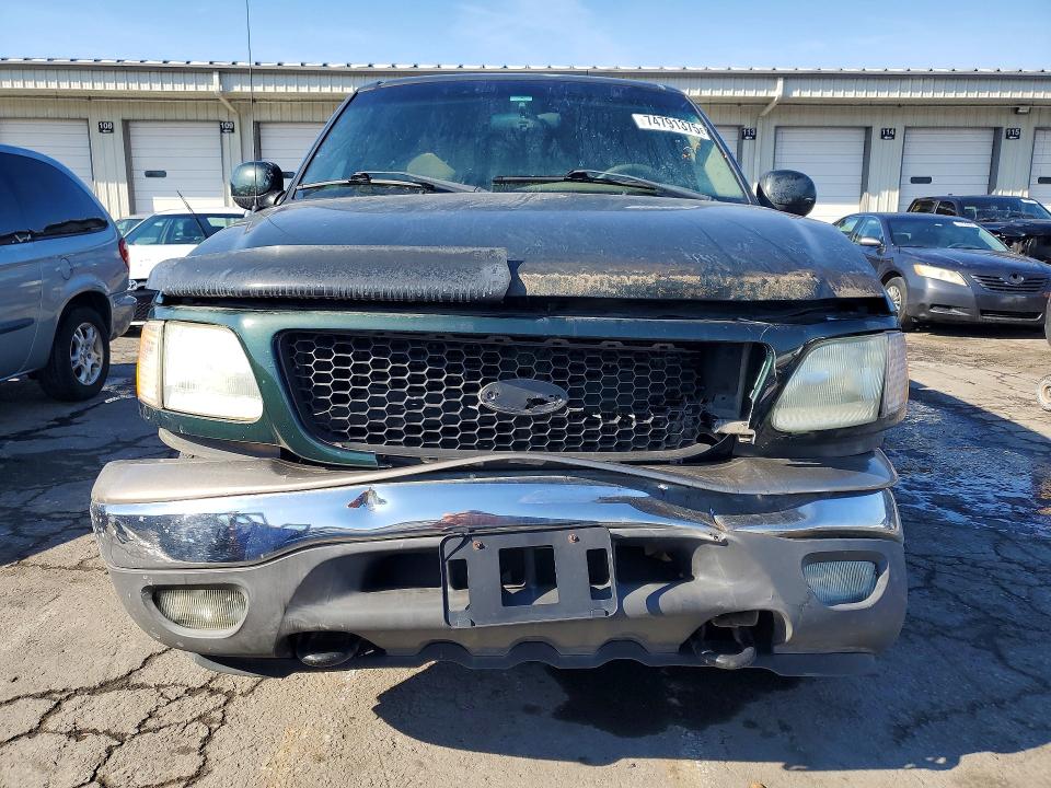 Photo 5 from auction – 2002 FORD F150 SUPER with VIN 1FTRW08L22KB56018