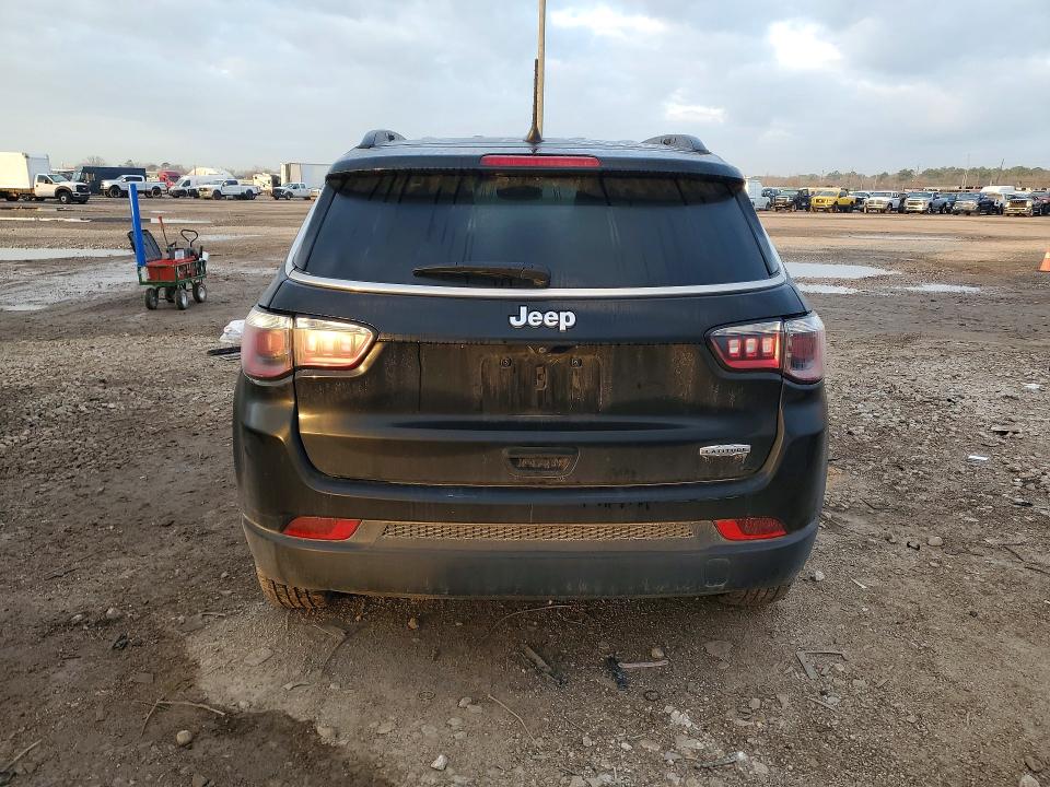 Photo 6 from auction – 2022 JEEP COMPASS with VIN 3C4NJCBB0NT176222