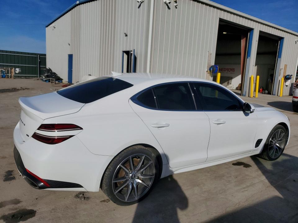 Photo 3 from auction – 2022 GENESIS G70 with VIN KMTG54TE9NU084707