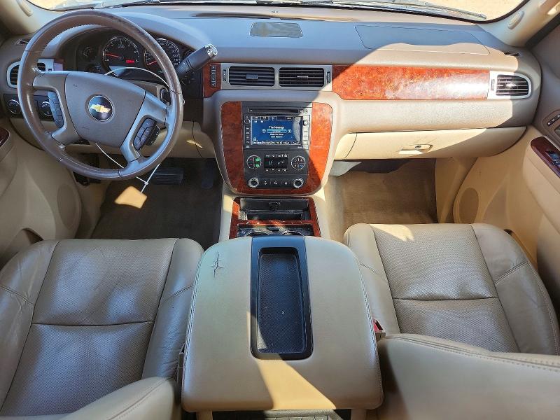 Photo 8 from auction – 2011 CHEVROLET TAHOE with VIN 1GNSKCE06BR108934