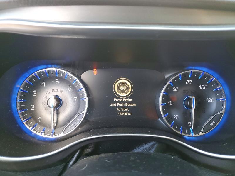 Photo 9 from auction – 2018 CHRYSLER PACIFICA with VIN 2C4RC1GG9JR246012