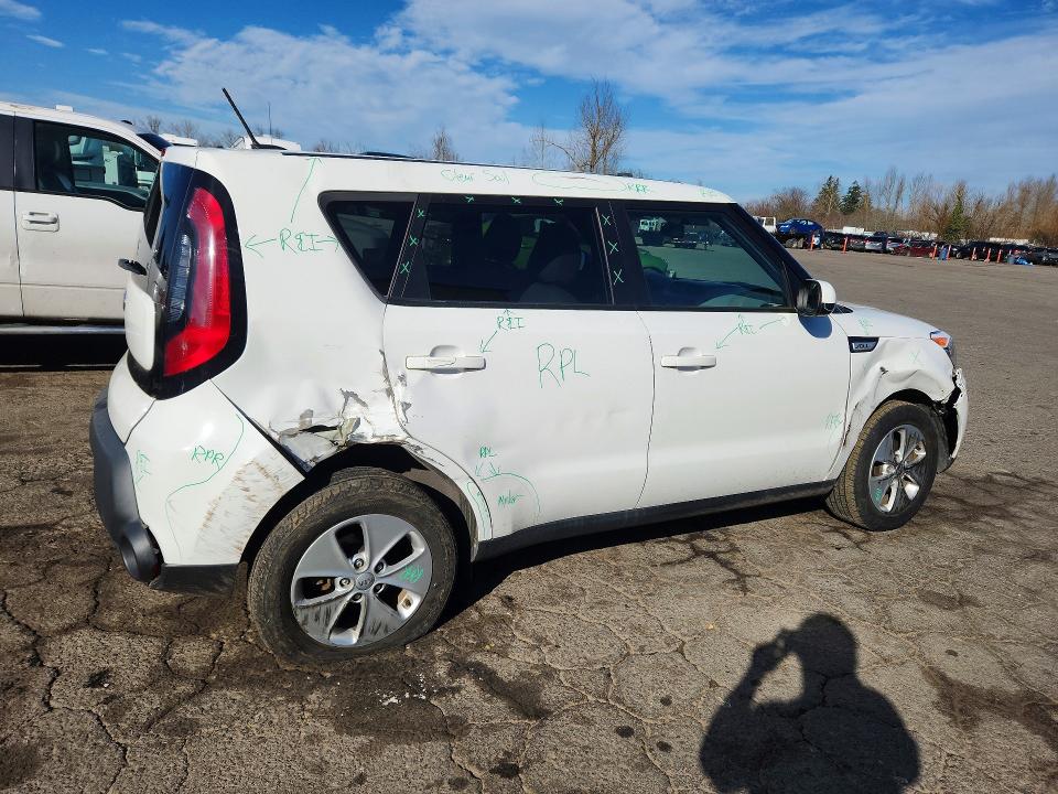 Photo 3 from auction – 2016 KIA SOUL with VIN KNDJN2A24G7357796