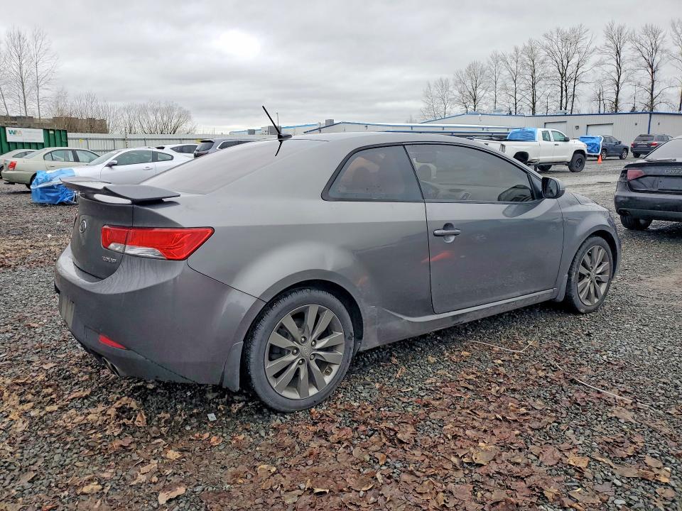 Photo 3 from auction – 2013 KIA FORTE SX with VIN KNAFW6A38D5704148
