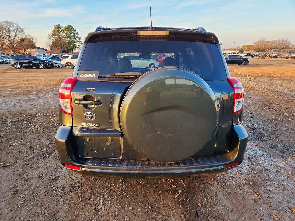 Photo 6 from auction – 2011 TOYOTA RAV4 with VIN 2T3ZF4DV8BW053871