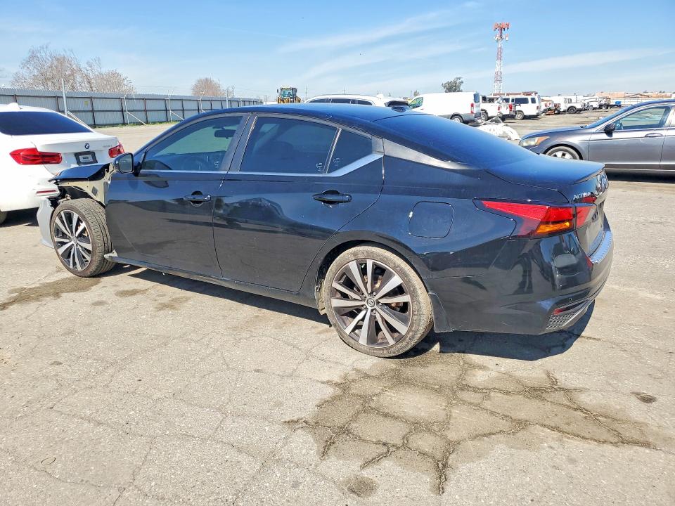 Photo 2 from auction – 2020 NISSAN ALTIMA with VIN 1N4BL4CV9LN308733