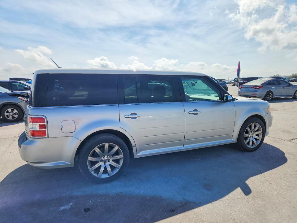 Photo 3 from auction – 2011 FORD FLEX with VIN 2FMHK6DC0BBD23840