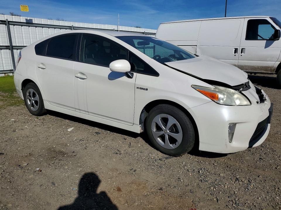 Photo 4 from auction – 2013 TOYOTA PRIUS with VIN JTDKN3DU0D0354518