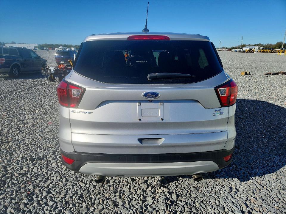 Photo 6 from auction – 2019 FORD ESCAPE with VIN 1FMCU9GD0KUB31239