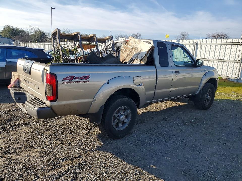 Photo 3 from auction – 2003 NISS FRONTIER with VIN 1N6ED26Y43C421206