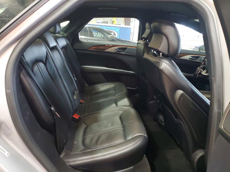 Photo 10 from auction – 2019 LINCOLN MKZ with VIN 3LN6L5C9XKR628932