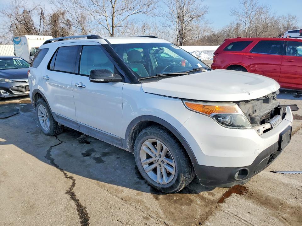 Photo 4 from auction – 2013 FORD EXPLORER X with VIN 1FM5K8D87DGB15671