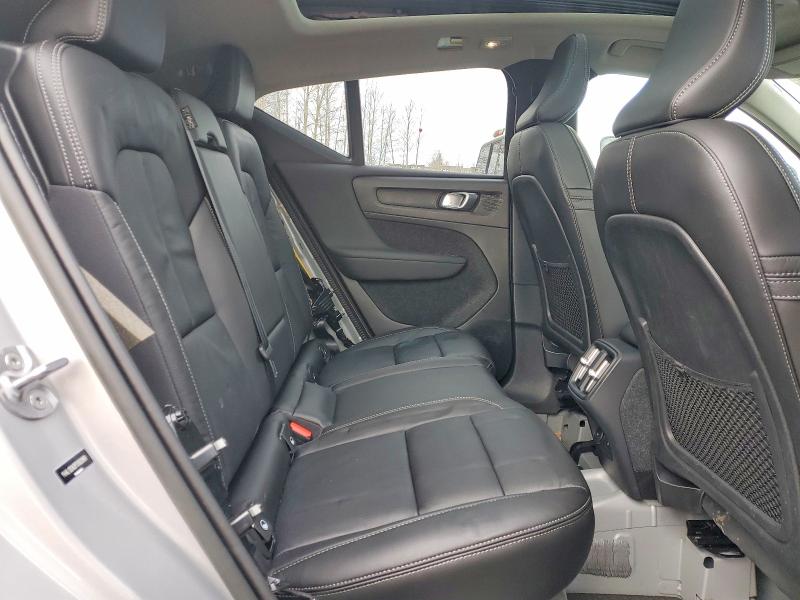 Photo 11 from auction – 2023 VOLVO XC40 with VIN YV4L12UX2P2002969