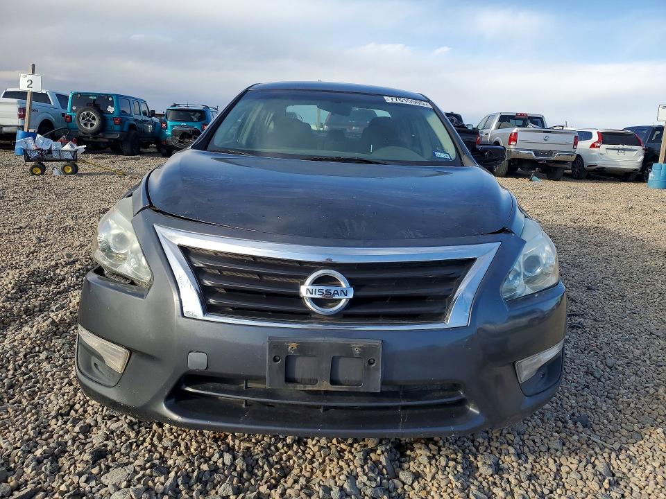 Photo 5 from auction – 2013 NISSAN ALTIMA with VIN 1N4AL3AP5DN464621