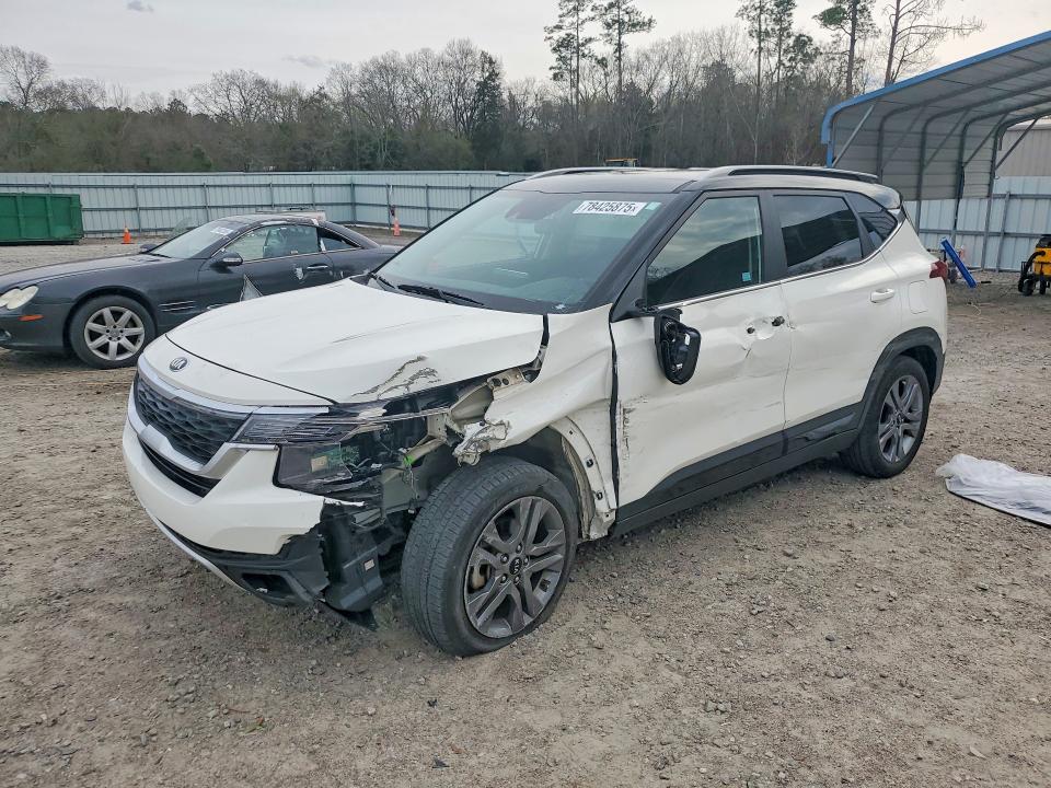 KIA SELTOS 2021 with VIN KNDEU2AA6M7150785 - Photo from auction