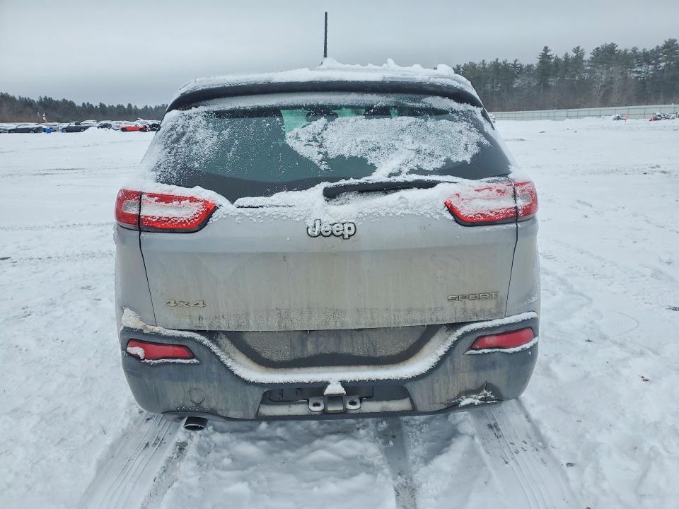 Photo 6 from auction – 2015 JEEP CHEROKEE with VIN 1C4PJMAB0FW558732