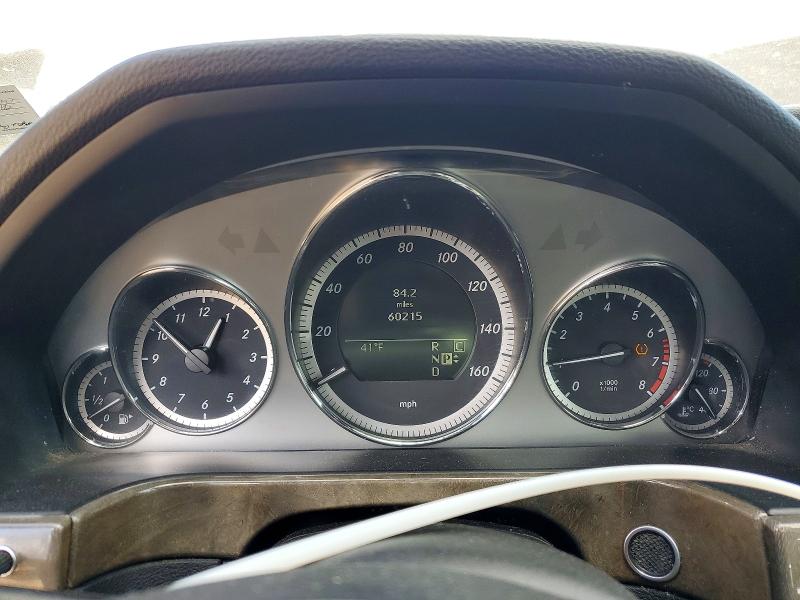 Photo 9 from auction – 2010 MERCEDES-BENZ E with VIN WDDHF5GB8AA100547