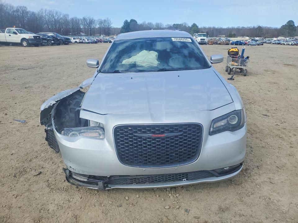 Photo 5 from auction – 2021 CHRYSLER 300 with VIN 2C3CCABG2MH520095