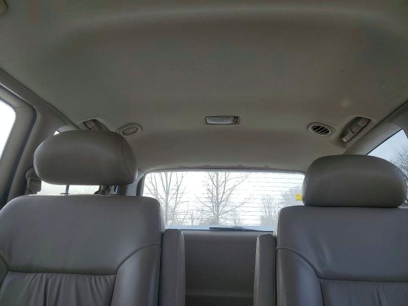 Photo 10 from auction – 2000 TOYOTA SIENNA with VIN 4T3ZF13C4YU273211