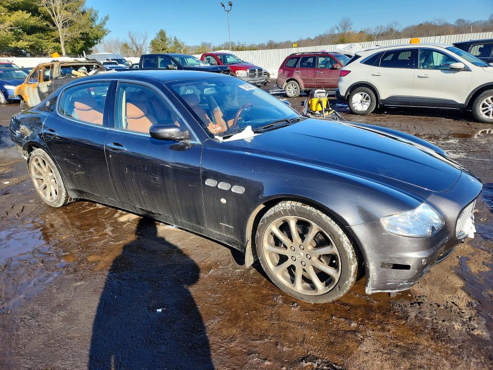 Photo 4 from auction – 2008 MASERATI QUATTROPOR with VIN ZAMFE39A880039726