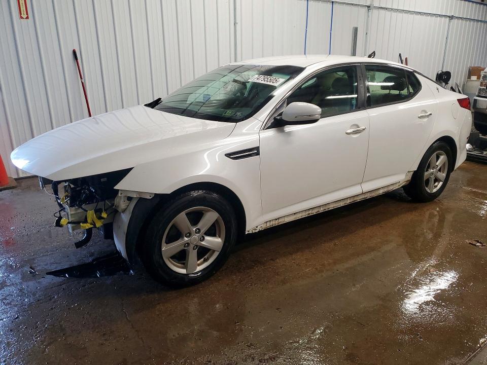 KIA OPTIMA LX 2015 with VIN KNAGM4A75F5528857 - Photo from auction