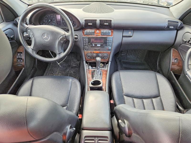 Photo 8 from auction – 2007 MERCEDES-BENZ C with VIN WDBRF92H87F928738