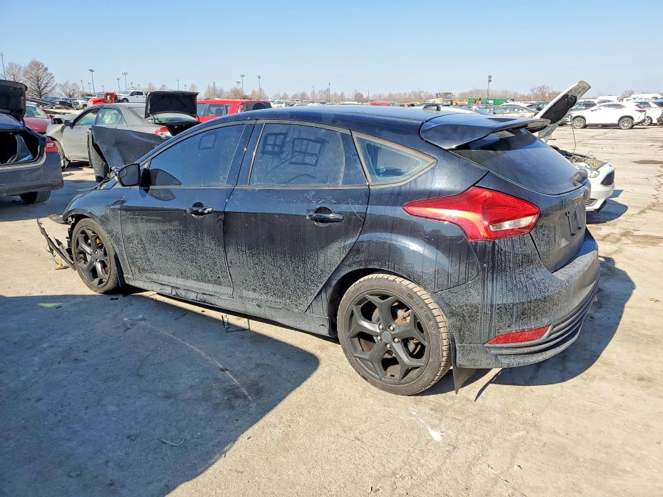 Photo 2 from auction – 2018 FORD FOCUS with VIN 1FADP3L90JL229969