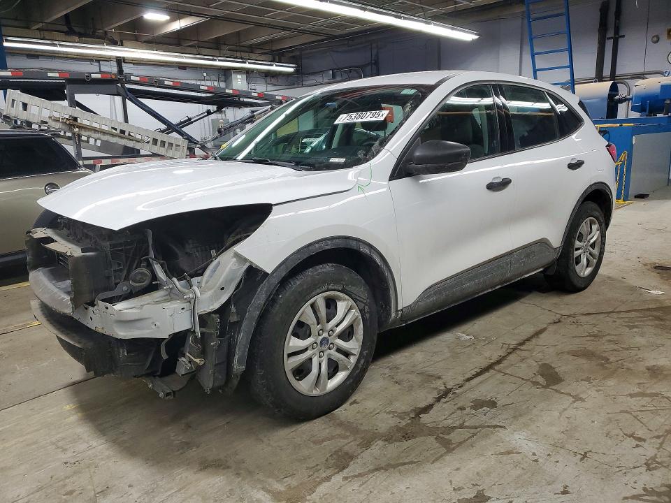 FORD ESCAPE 2022 with VIN 1FMCU9F64NUA06168 - Photo from auction