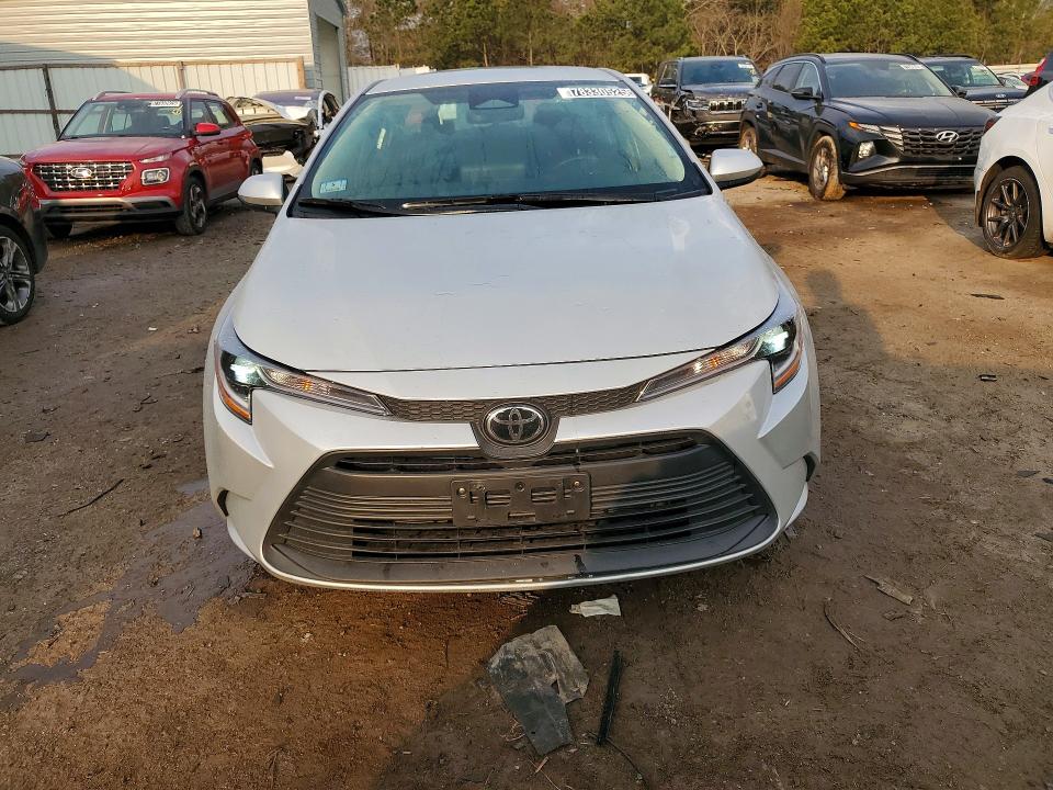 Photo 5 from auction – 2025 TOYOTA COROLLA with VIN 5YFB4MDE3SP306001