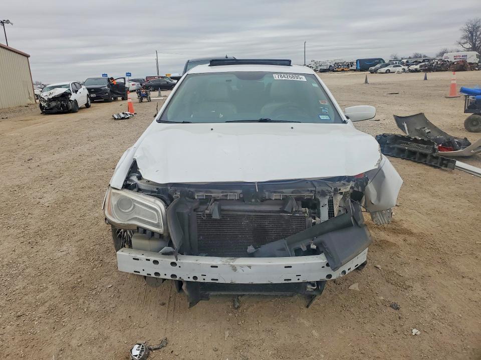 Photo 5 from auction – 2014 CHRYSLER 300 with VIN 2C3CCAAG5EH148478