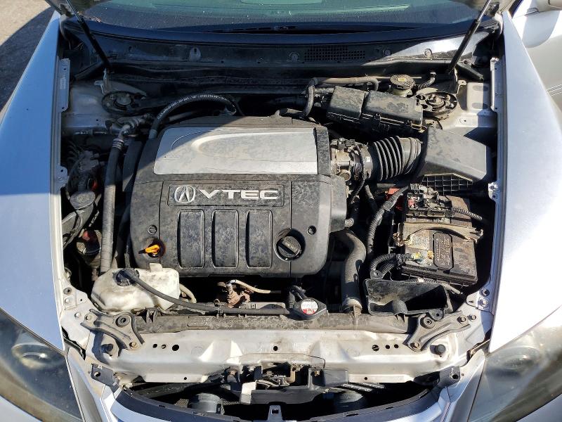 Photo 11 from auction – 2005 ACURA RL with VIN JH4KB16595C005892