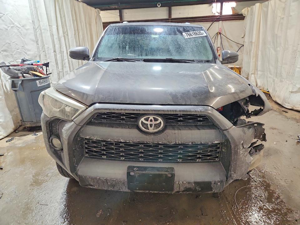Zdjęcie 5 z aukcji – 2016 TOYOTA 4RUNNER SR z VIN JTEBU5JR1G5364394
