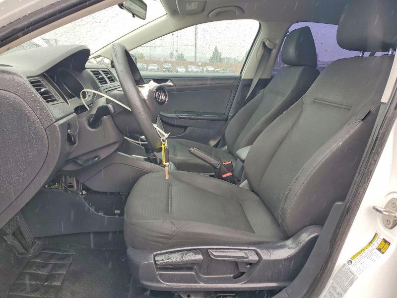 Photo 7 from auction – 2015 VOLKSWAGEN JETTA with VIN 3VW2K7AJXFM326054
