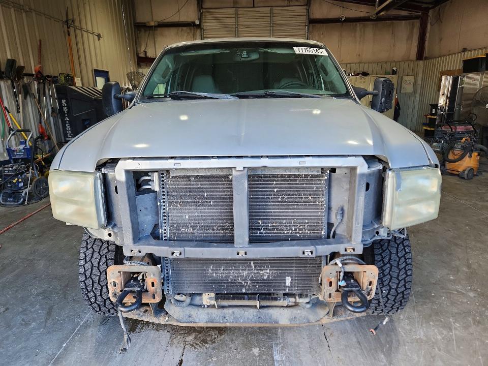 Photo 5 from auction – 2005 FORD F250 with VIN 1FTSW21P15EA82829